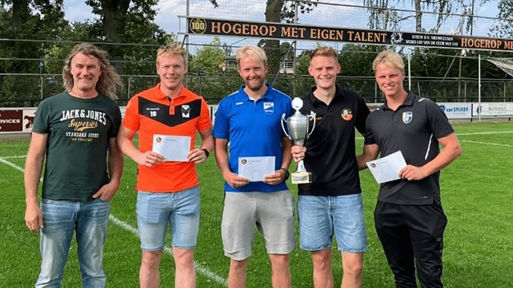 S.V. Nieuwleusen winnaar Tempelmantoernooi S.V. Nieuwleusen winnaar Tempelmantoernooi