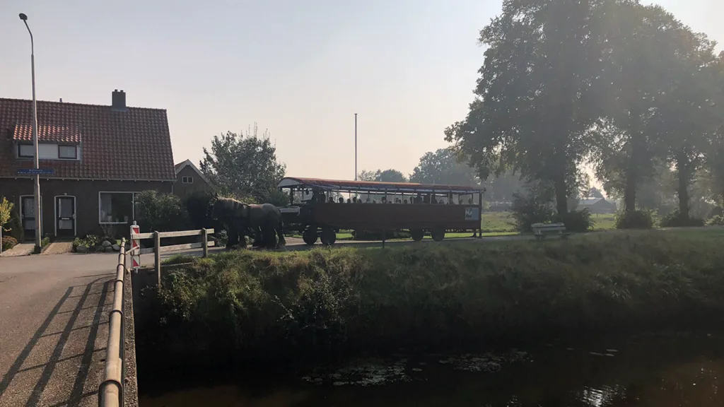 Paardentram geeft de Dedemsvaart haar eigen identiteit terug