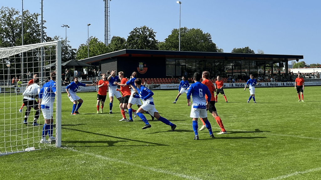 S.V. Nieuwleusen speelt gelijk tegen Helios Deventer S.V. Nieuwleusen speelt gelijk tegen Helios Deventer