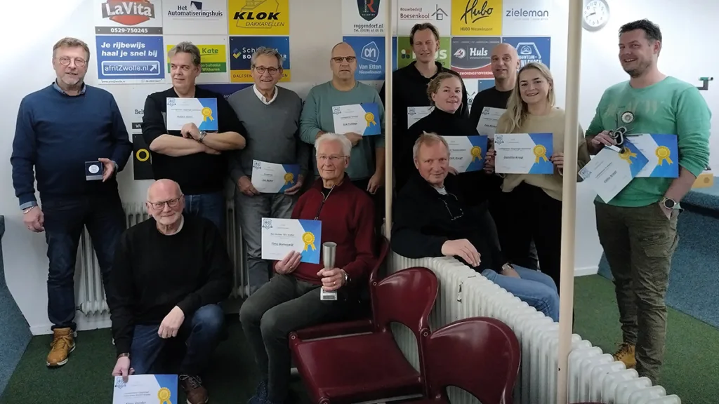 Kampioenen en Jubilaris gehuldigd bij Schietsport Nieuwleusen Kampioenen en Jubilaris gehuldigd bij Schietsport Nieuwleusen