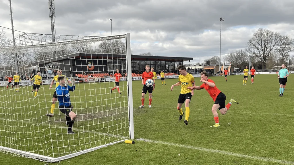 SV Nieuwleusen slaat toe: 4-1 winst en koppositie! SV Nieuwleusen slaat toe: 4-1 winst en koppositie!