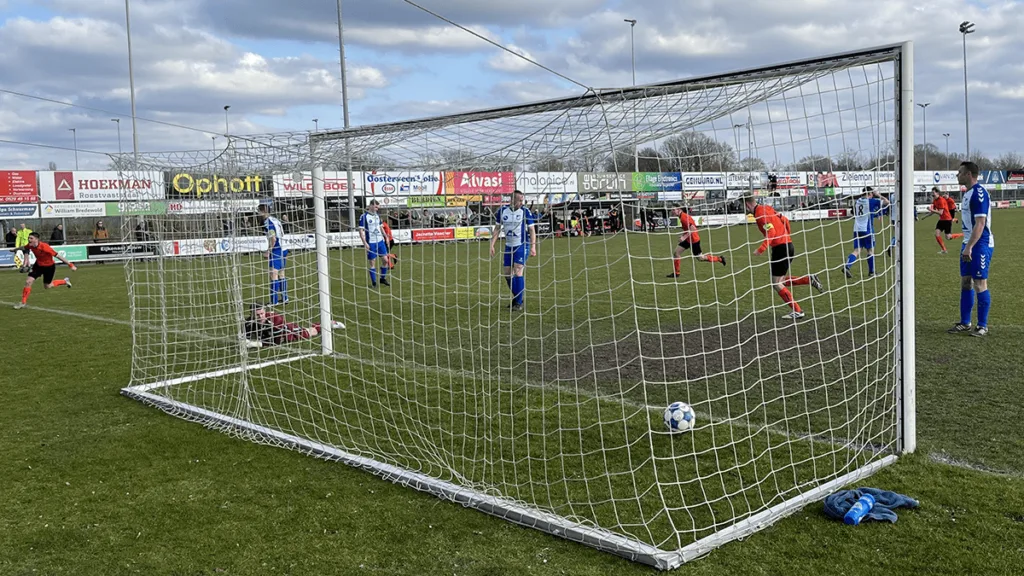 S.V. Nieuwleusen zegeviert in topduel S.V. Nieuwleusen zegeviert in topduel