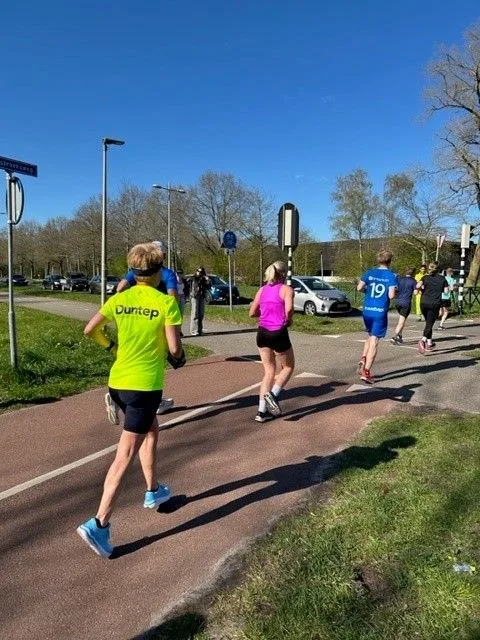 AG &#8217;85 lopers scoren in Hengelo, Hoogeveen, Ommen en meer