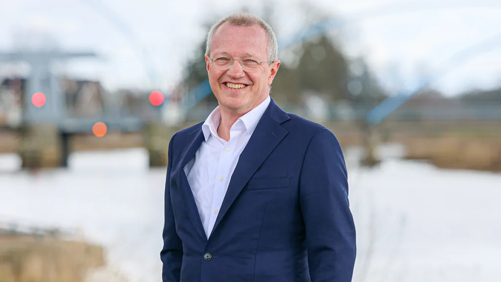 Michael Sijbom officieel ge&iuml;nstalleerd als burgemeester van Dalfsen