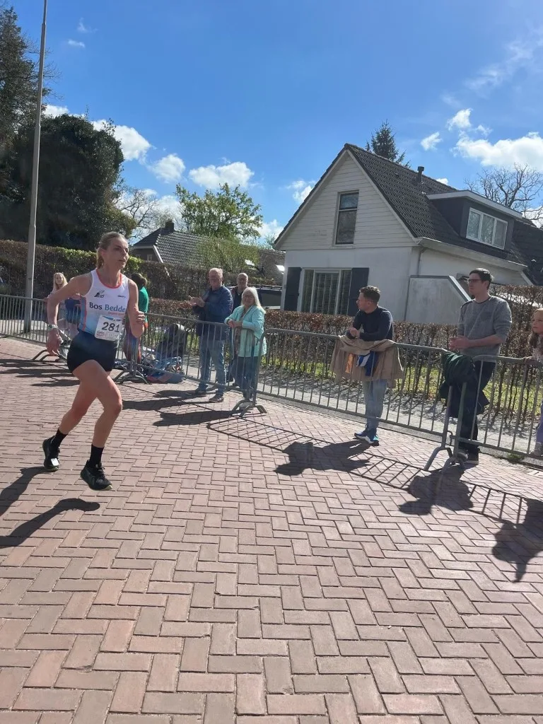 Loopgroep AG &#8217;85 in actie: van marathon tot lokale halve marathon