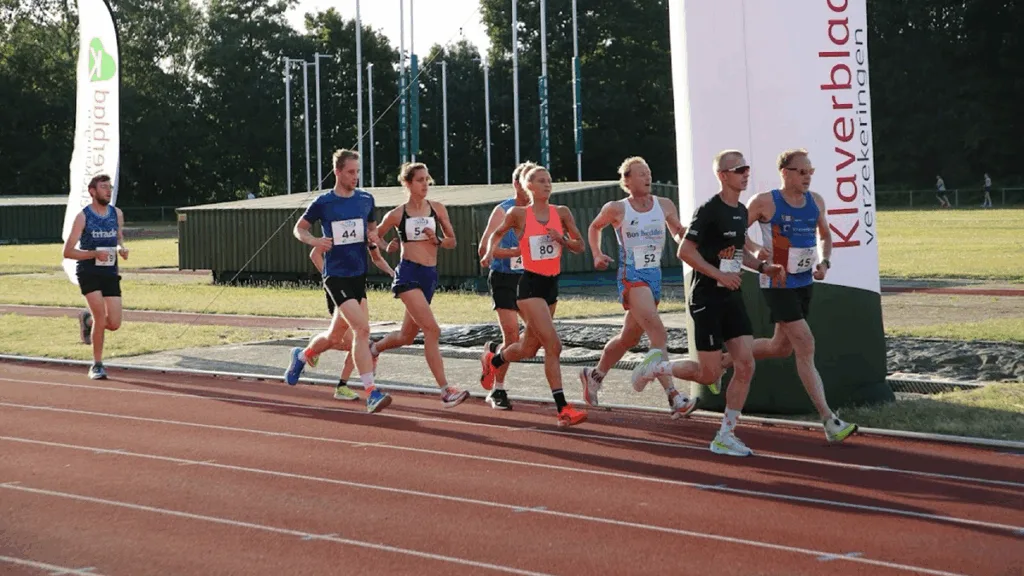 AG ’85 Lopers Schitteren bij Wedstrijden in de Regio AG '85 Lopers Schitteren bij Wedstrijden in de Regio