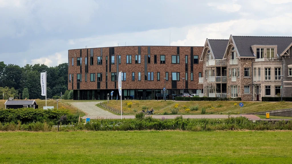 Dalfsen staat tijdelijke woningen op eigen erf toe