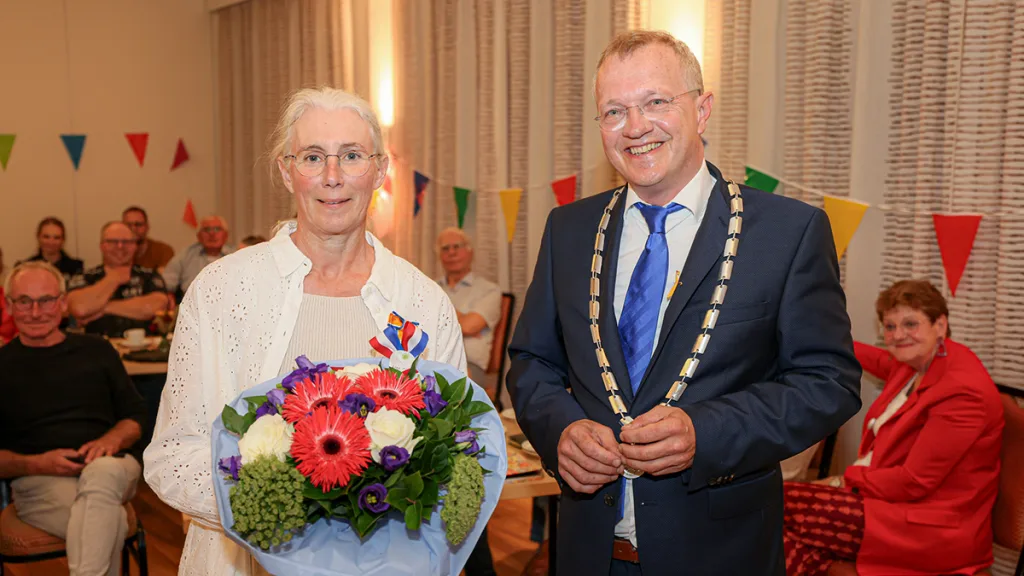 Rebecca Feenstra ontvangt Koninklijke Onderscheiding