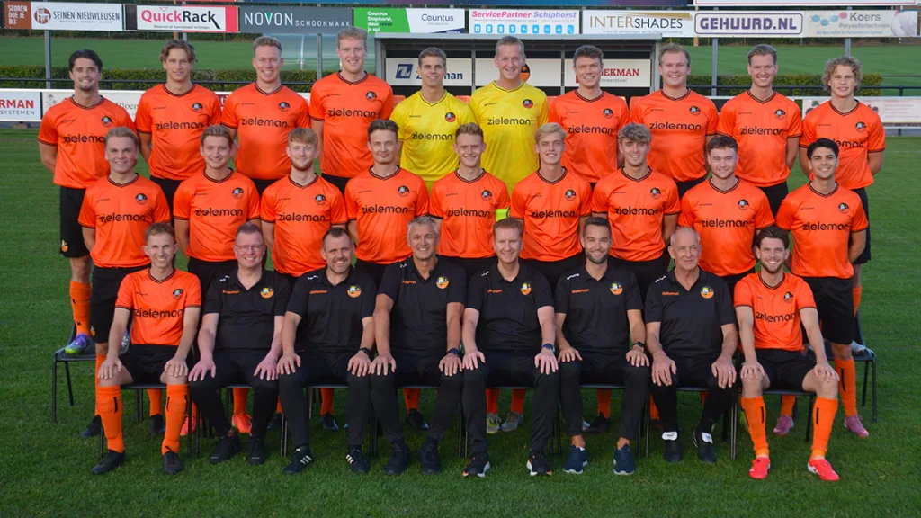 Bekerduel S.V. Nieuwleusen vs. SVI gestaakt door onweer Bekerduel S.V. Nieuwleusen vs. SVI gestaakt door onweer