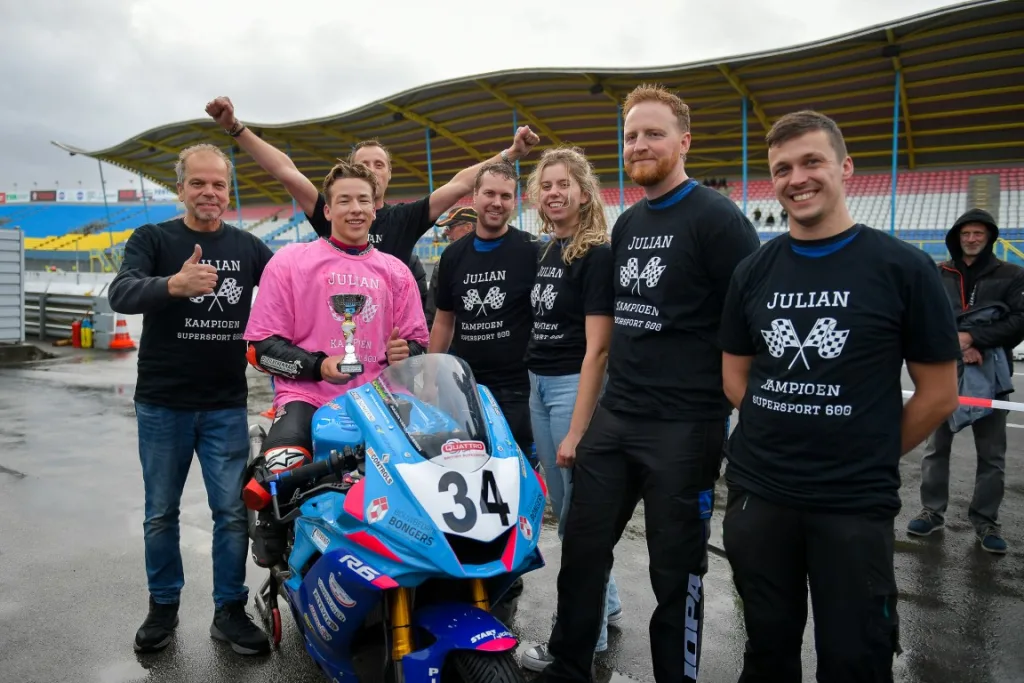 Van Kalkeren pakt IDC Supercup 600 na bloedstollende sprint