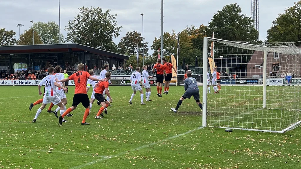 SV Nieuwleusen kansloos tegen oppermachtig Bon Boys SV Nieuwleusen kansloos tegen oppermachtig Bon Boys
