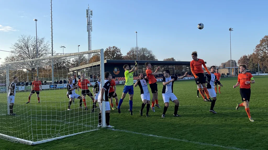 S.V. Nieuwleusen boekt zwaarbevochten 2-1 zege op MVV ’29 S.V. Nieuwleusen boekt zwaarbevochten 2-1 zege op MVV '29