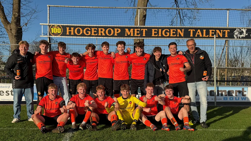 S.V. Nieuwleusen JO19-1 kampioen 2e fase S.V. Nieuwleusen JO19-1 kampioen 2e fase