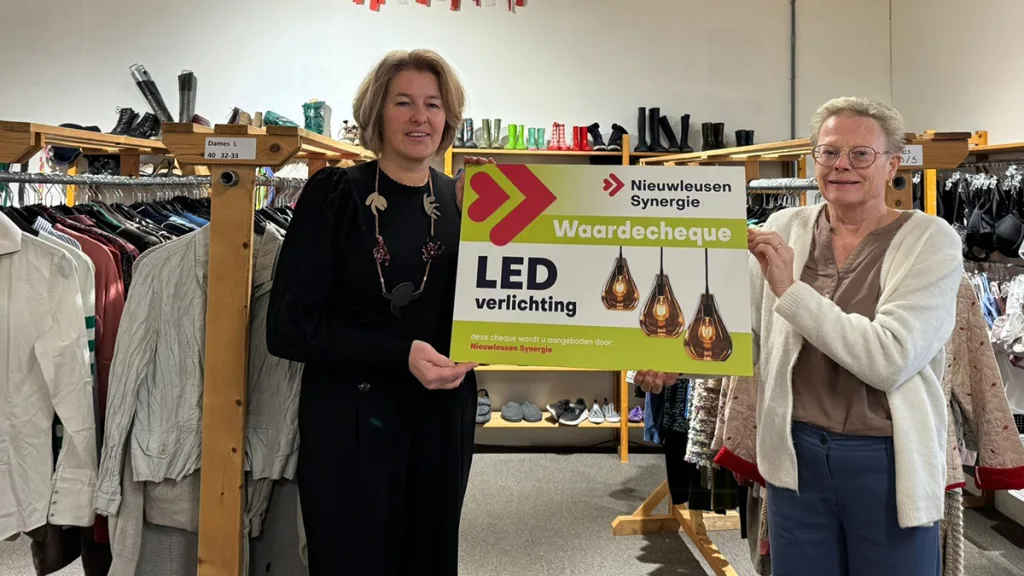 Nieuwleusense clubs verduurzamen met led-cheque