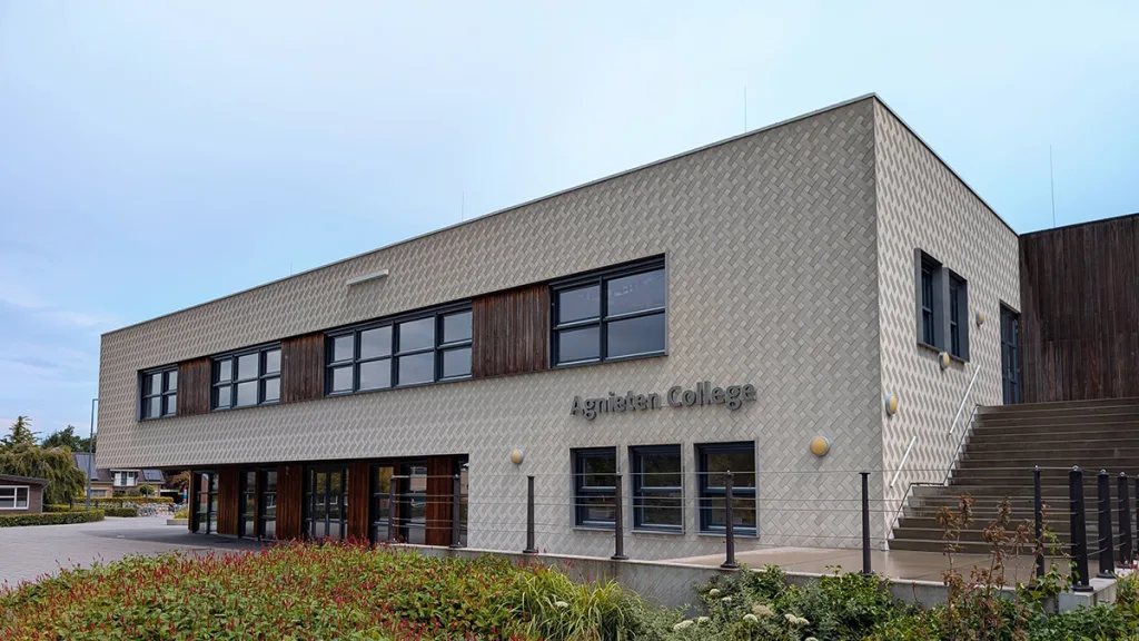 Scholieren Agnieten College in debat met raad Dalfsen Scholieren Agnieten College in debat met raad Dalfsen