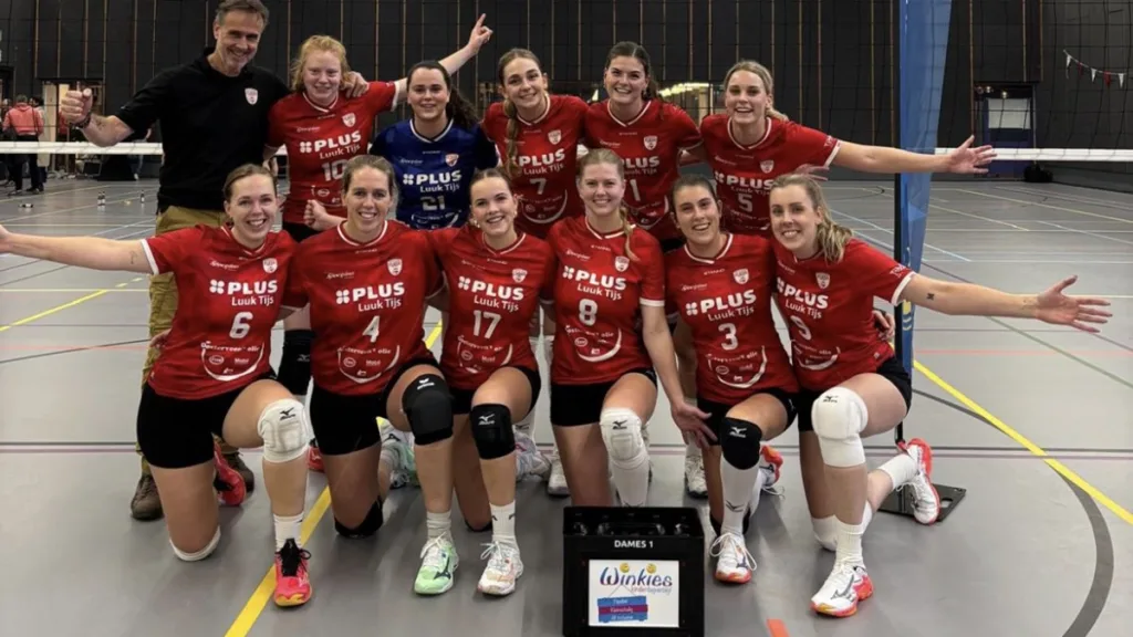 Flash-dames tonen veerkracht ondanks nederlaag in Assen Flash-dames tonen veerkracht ondanks nederlaag in Assen