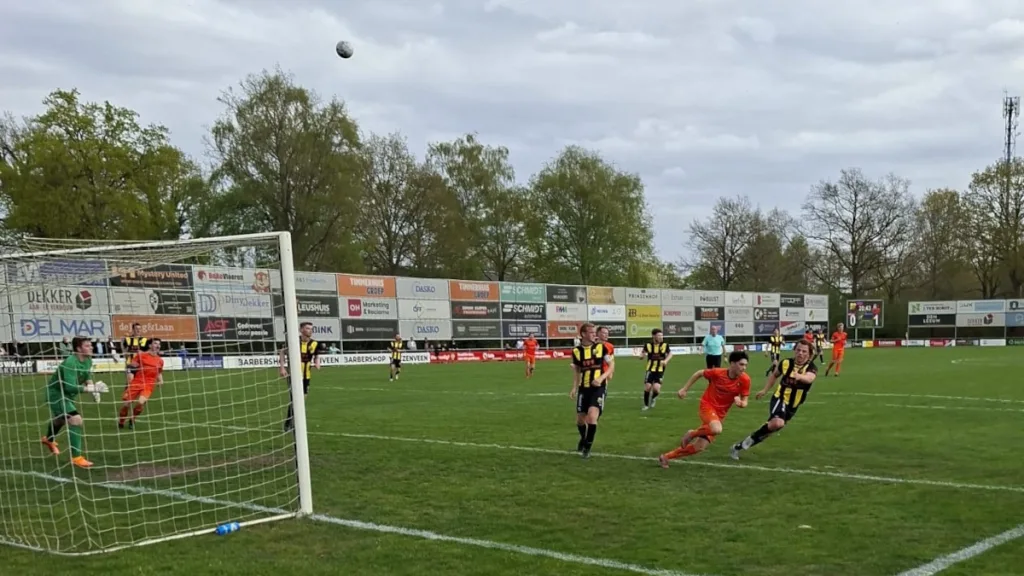S.V. Nieuwleusen geeft zekere zege uit handen S.V. Nieuwleusen geeft zekere zege uit handen