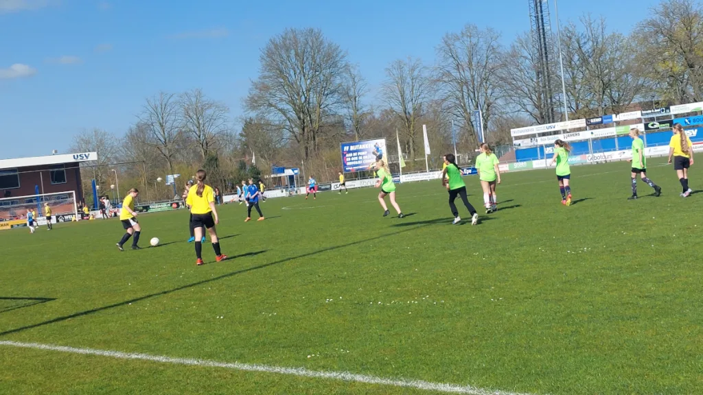 De Tweemaster en De Zaaier zegevieren bij schoolvoetbal
